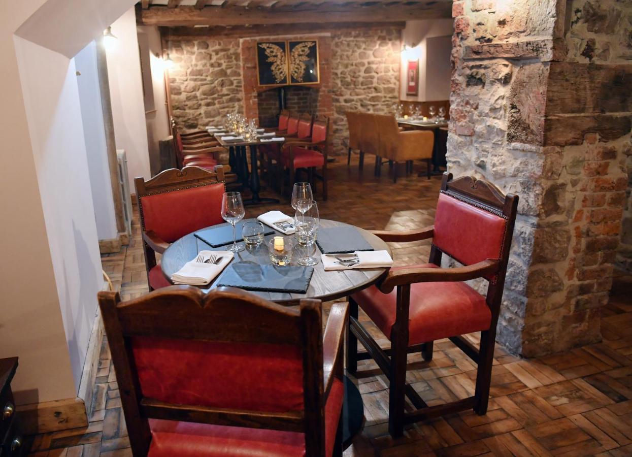 Alfred Russel Wallace Restaurant With Rooms Usk Dış mekan fotoğraf