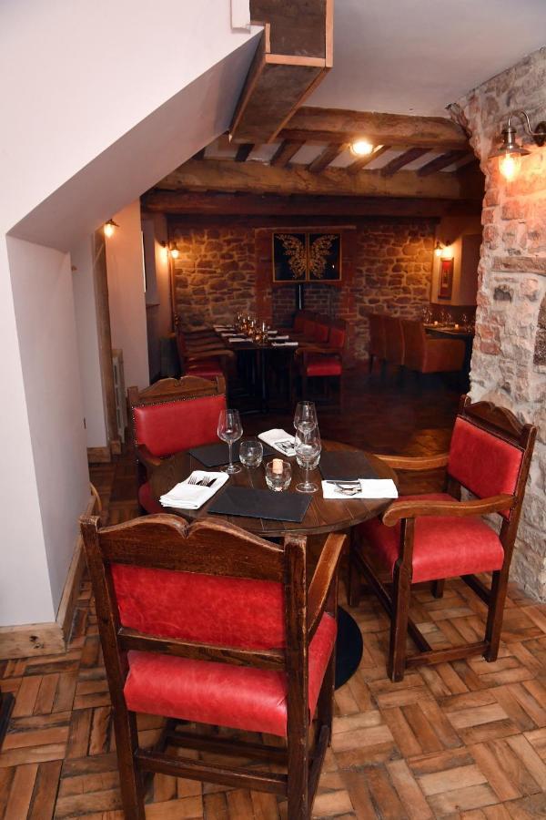 Alfred Russel Wallace Restaurant With Rooms Usk Dış mekan fotoğraf